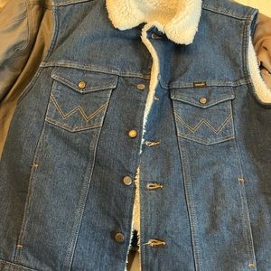 Wrangler vest XXL